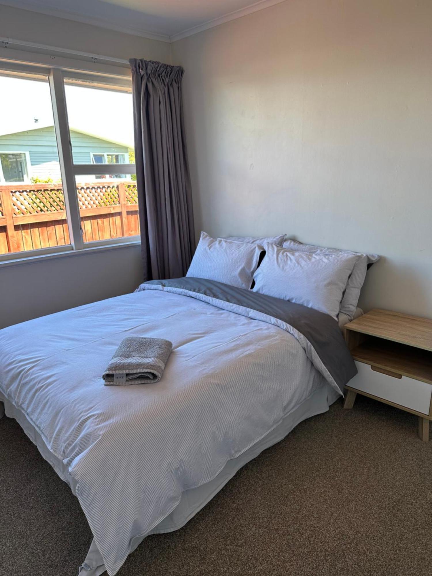 Hilltop Cottage Taupo Ngoại thất bức ảnh